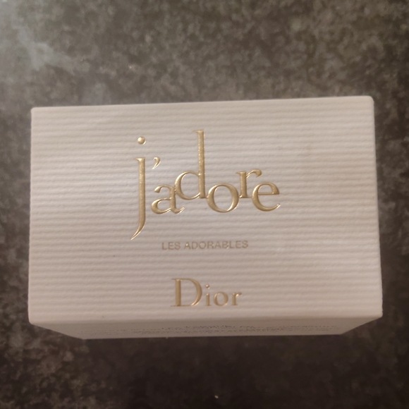 Dior Other - 10 Dior J'adore Les Adorables White And Gold 4 Samples Box NEW